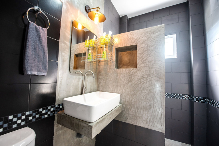 Bathroom 3, Villa Rajapruek, Muang Chiang Mai