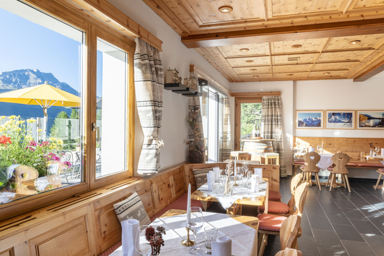 Food & Drinks 5, Randolins Familienresort, Maloja