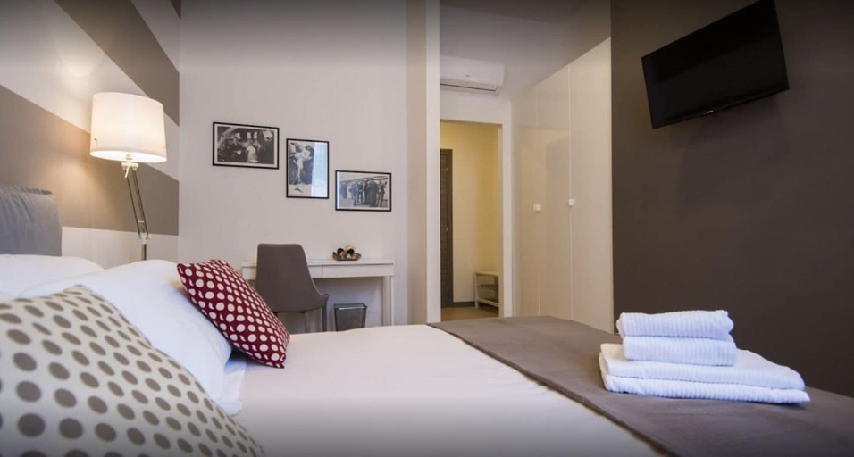 Bedroom 5, Ca'Vour Affittacamere, La Spezia