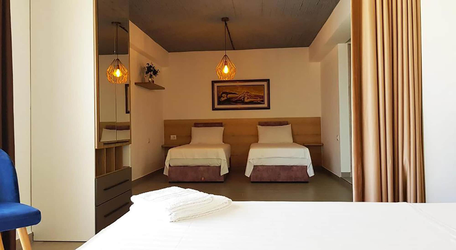 Bedroom 2, Asi Rooftop Hotel, Sarandës