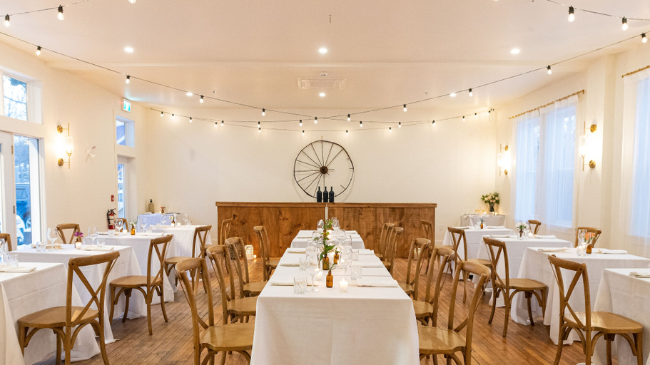 Food & Drinks 5, The August House, Hants