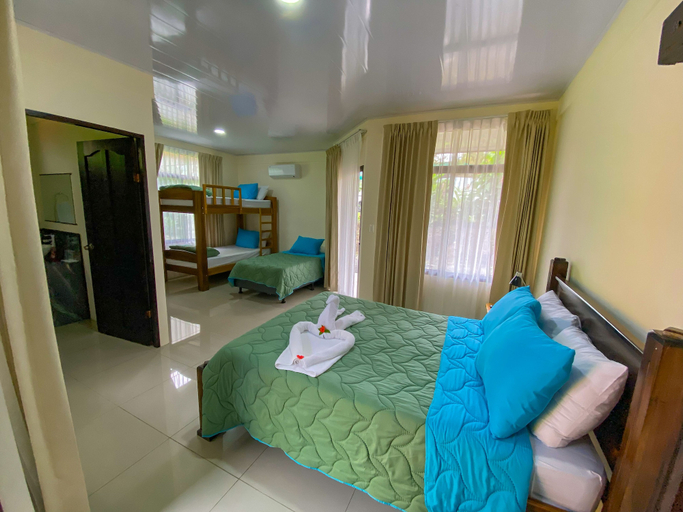 Bedroom 4, Hotel Faro Arenal, San Carlos