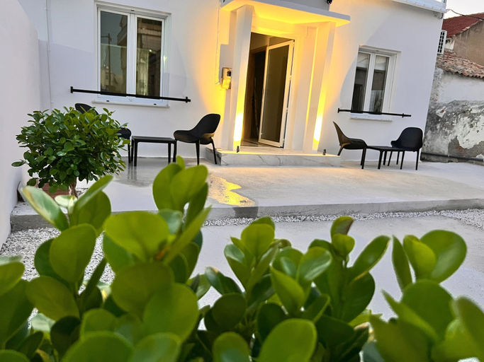 Exterior & Views, Perla Coco Jacuzzi Suites, Crete