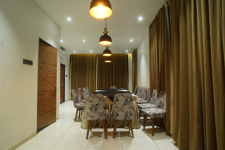 Public Area 4, Hotel Lunar Stays, Bhopal