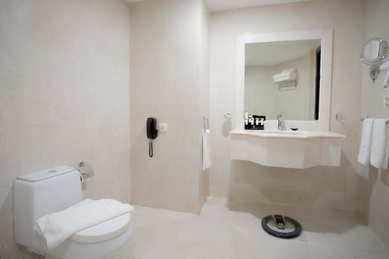 Bathroom 3, Season Star Hotel, Al Madinah Al Munawwarah