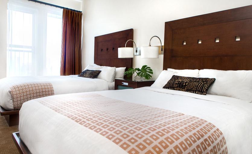 Bedroom 2, Metterra Hotel on Whyte, Division No. 11