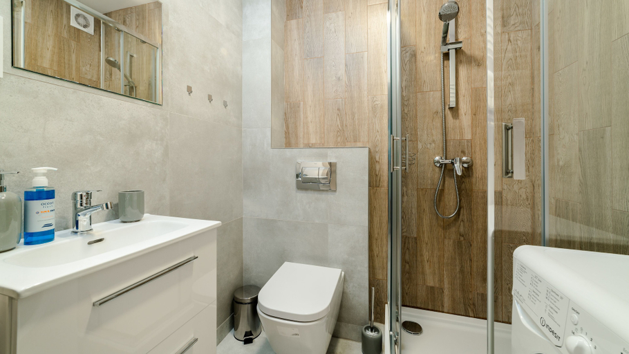 Bathroom 3, Apartamenty Sun & Snow Nadrzeczna, Jelenia Góra
