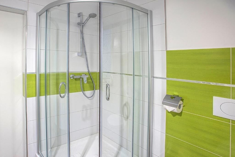 Bathroom 5, 7thmill Apartments, Šenčur