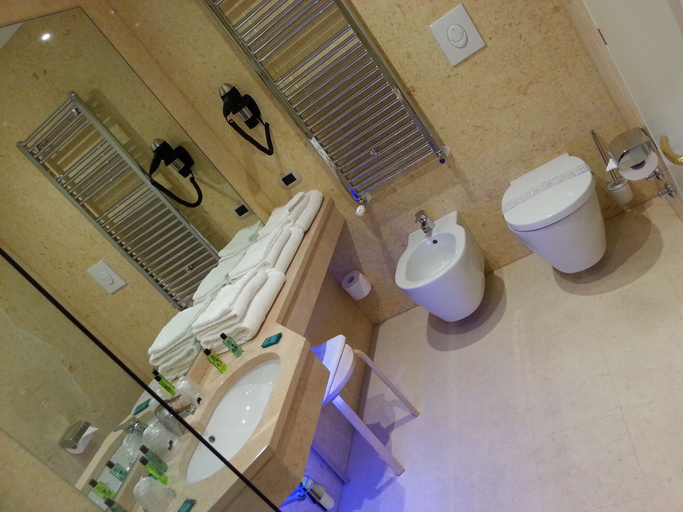 Bathroom 4, Palace Hotel La Conchiglia D'Oro, Vicenza