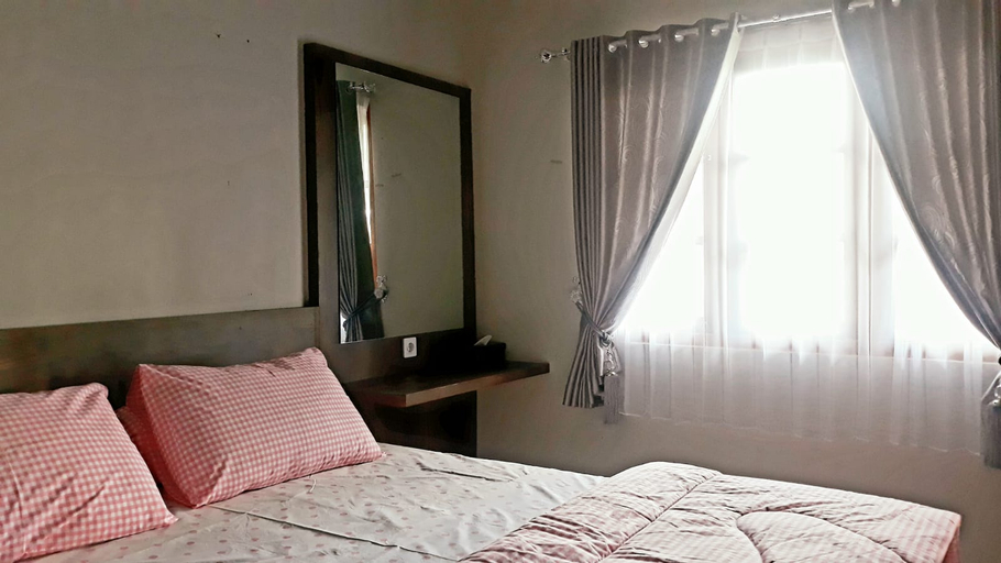 Bedroom 2, Balkondes Giripurno, Magelang