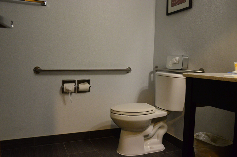 Bathroom 11