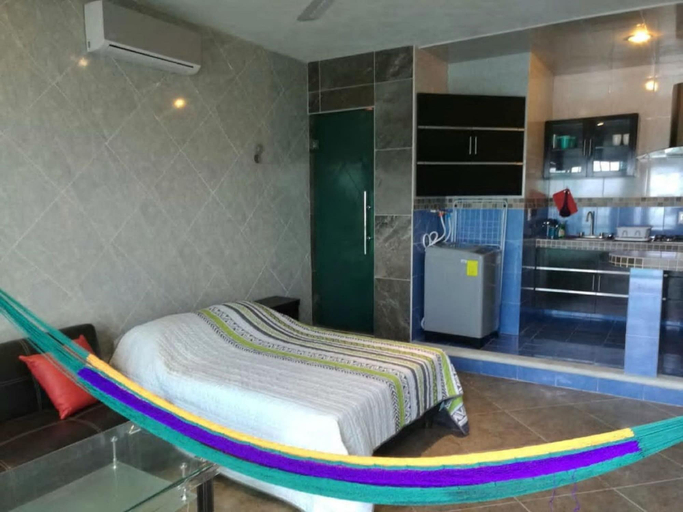 Bedroom 2, Kaeli's Caribbean Studios, Campeche