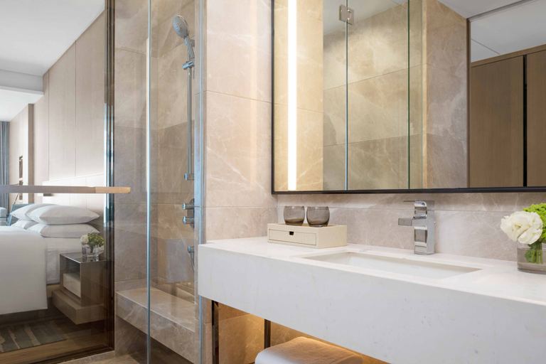 Bathroom 5, Courtyard by Marriott Shenzhen Bao'an, Shenzhen