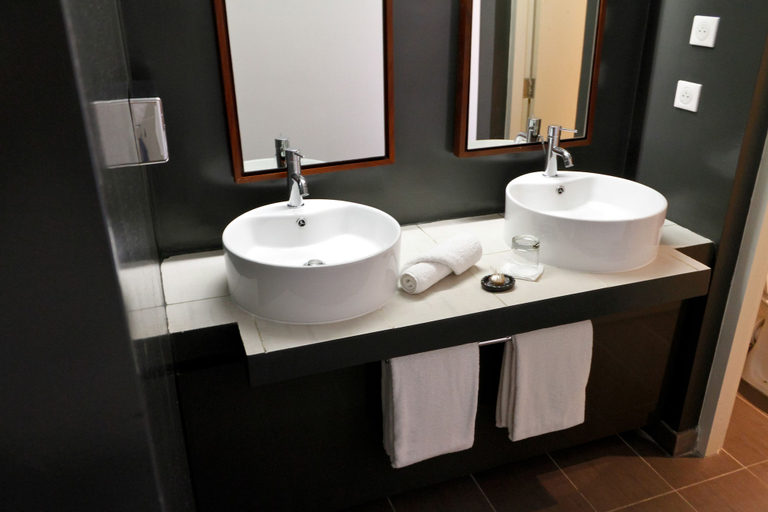 Bathroom 3, Onomo Hotel Lome, Golfe (incl Lomé)
