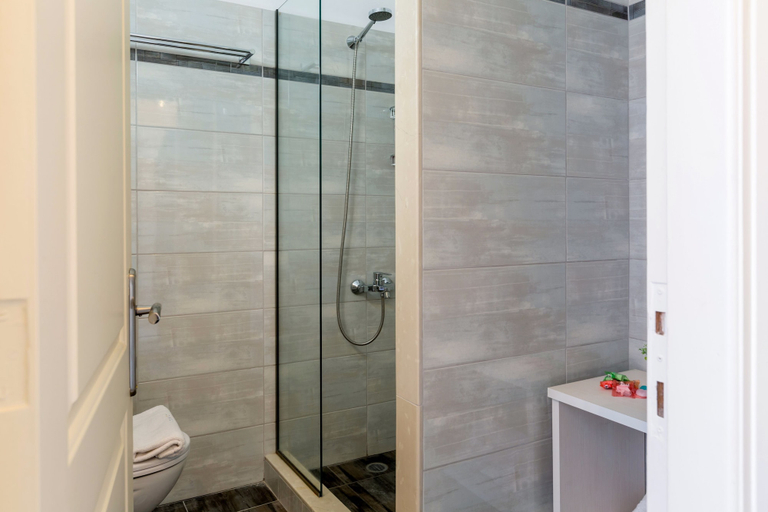 Bathroom, Casa Dirapera, Ionian Islands
