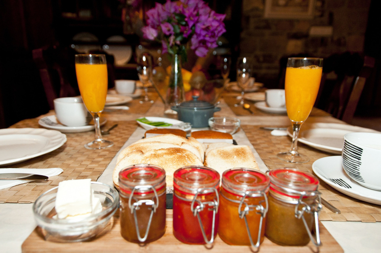 Food & Drinks, Trisqueles y Buganvillas, Asturias