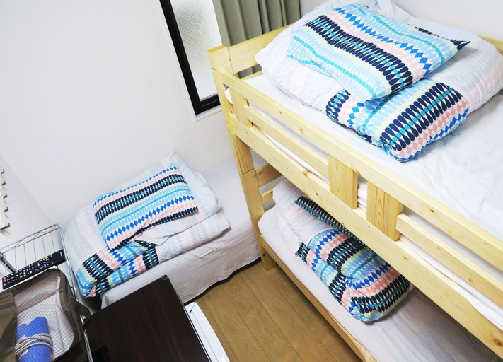Bedroom 4, Kangaroo Hotel SIDE B, Taitō