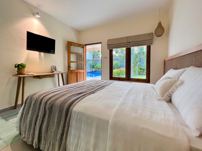 Bedroom 3, Roots Hotel Senggigi, Lombok