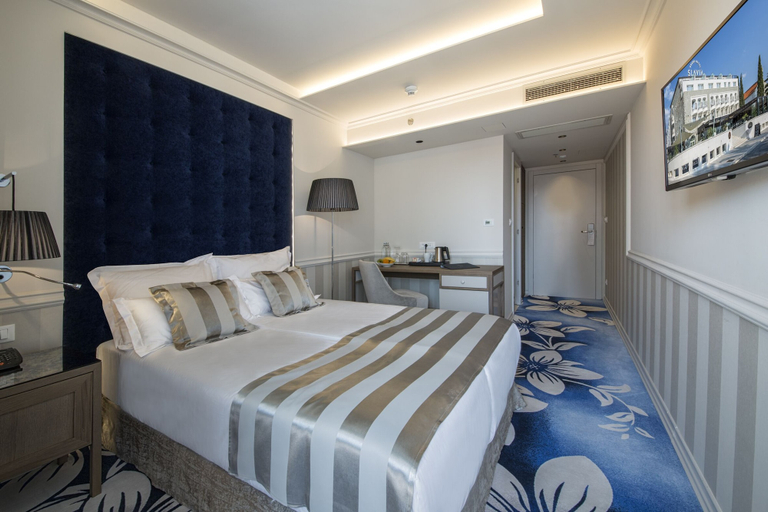 Bedroom 3, Grand Hotel Slavia, Baška Voda