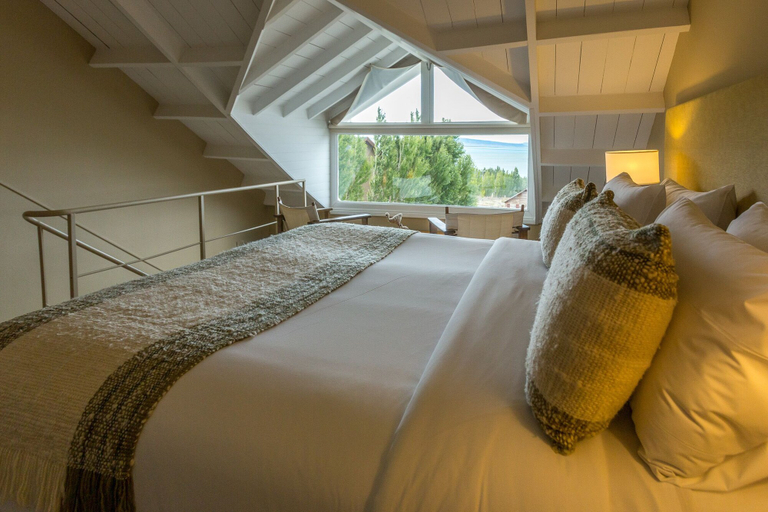 Bedroom 2, Los Ponchos Hotel, Lago Argentino