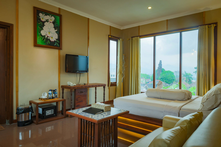 Bedroom 5, Family Hotel Gradia 2, Malang