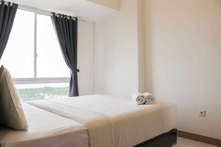 Bedroom 4, Warm and Cozy 2BR Tokyo Riverside PIK 2 Apartment By Travelio, Tangerang