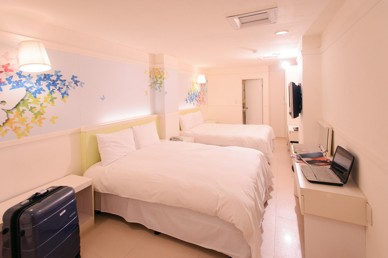 Bedroom 2, Kiwi Express Hotel - Zhong Zheng Branch, Taichung
