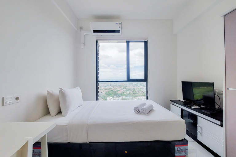 New Furnished Studio Room Sky House Alam Sutera Apartment By Travelio, Tangerang