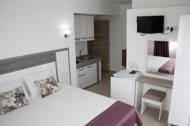 Bedroom 3, Parla Apart Otel, Çeşme