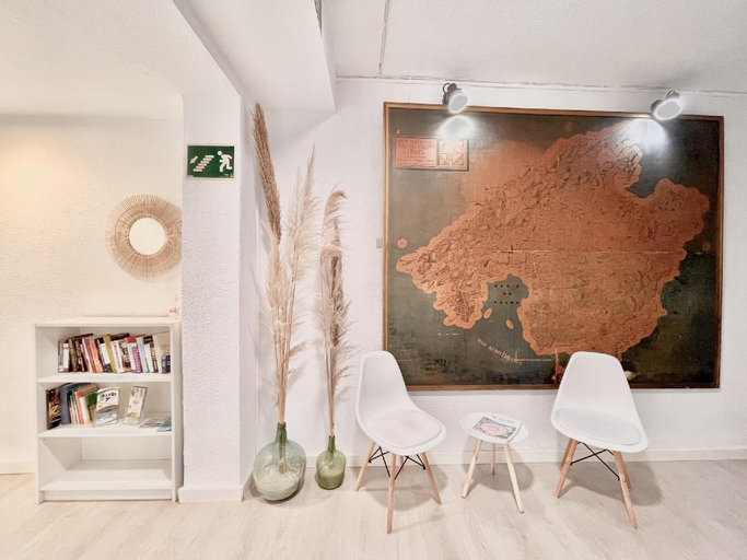 Others 2, Hostal Vista Alegre, Baleares