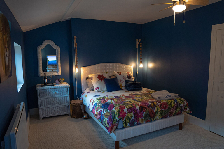 Bedroom 3, Le Rez de Jardin Albi, Tarn