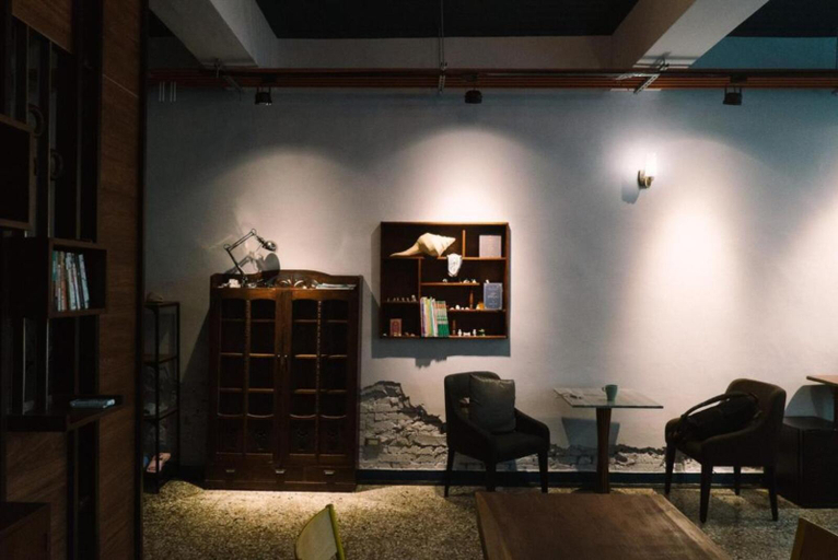 Others 2, Zhai Nan, Tainan