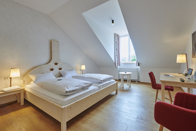 Bedroom 2, Hotel & Brauereigasthof Drei Kronen, Bamberg