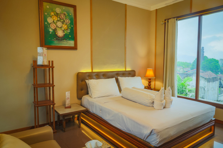 Bedroom 24