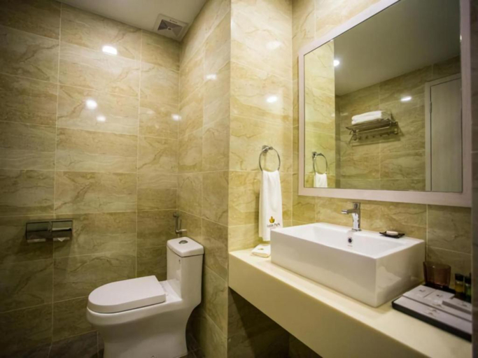 Bathroom 5, Austin Park Hotel, Johor Bahru