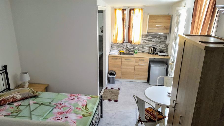 Bedroom 5, Pleasure Beachside Studios, South Aegean