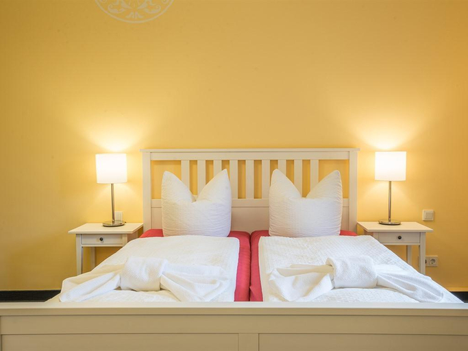 Bedroom 3, Parkhotel Muldental, Leipzig