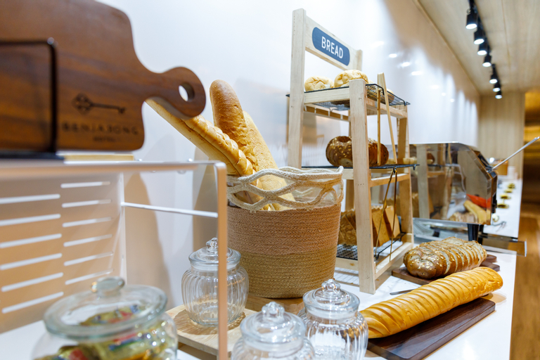 Food & Drinks 14