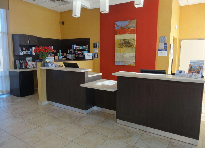 Public Area 2, Best Western Plus Bowmanville Hotel, Durham