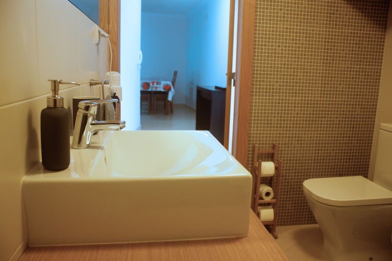 Bathroom 3, Saudade Peniche Apartment, Peniche