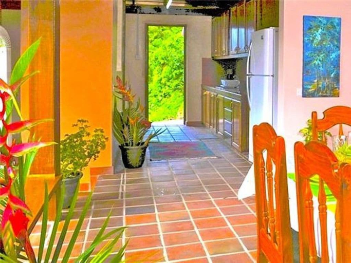 Others 5, Piton Deck Villa