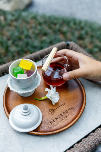 Food & Drinks 6