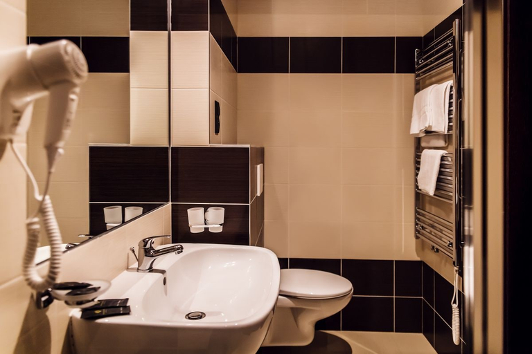 Bathroom 4, Interhotel Zlin, Zlín
