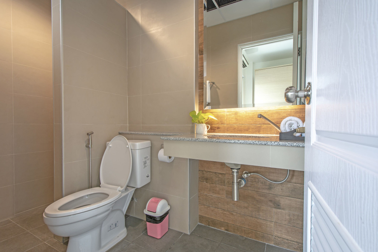 Bathroom 4, Sansuk Apartment, Muang Pathum Thani