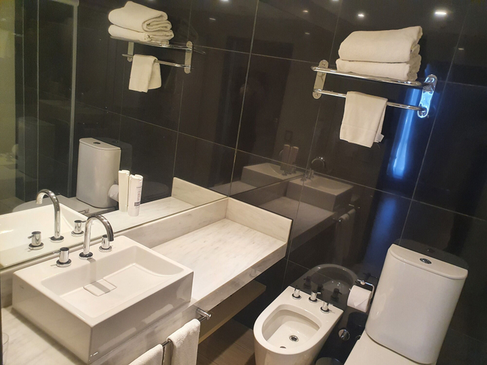 Bathroom 5, GrandView Hotel & Convention Center, Distrito Federal