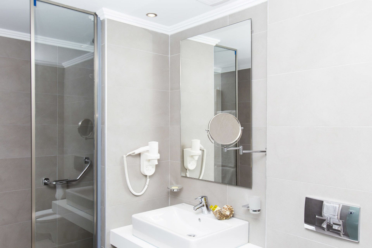 Bathroom 5, Lindos Portes Suites - Adults Only, South Aegean