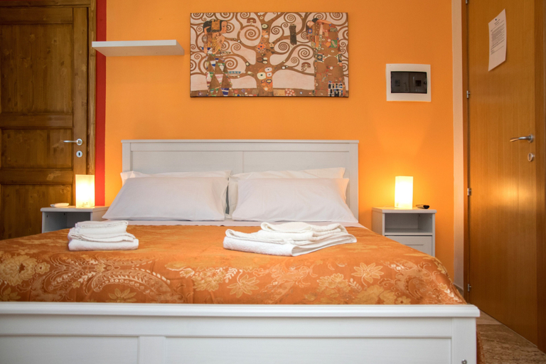 Bedroom 2, B&B DonnaLina, Lecce