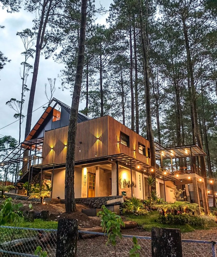 Exterior & Views 4