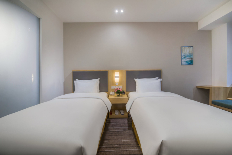 Bedroom 5, Holiday Inn Express YANTAI YEDA, Yantai