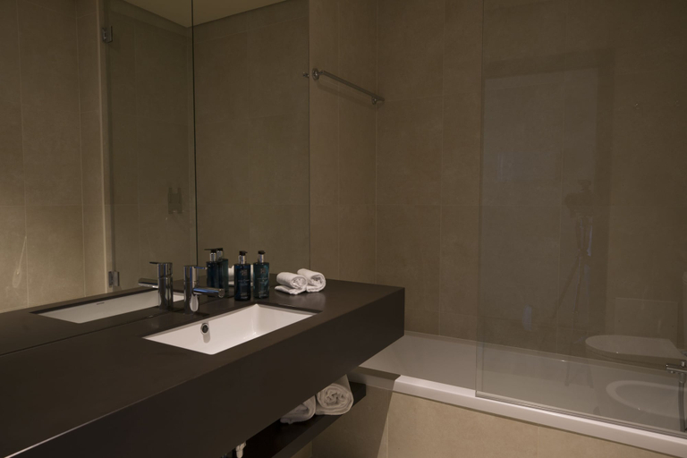Bathroom 5, The Prime Energize Hotel & Spa, Vila Real de Santo António